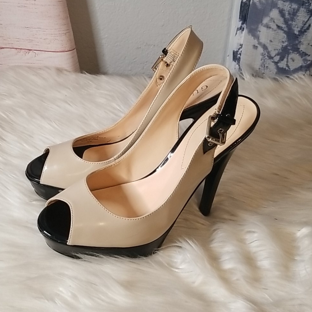 Guess Faux Leather Nude/Black Pumps